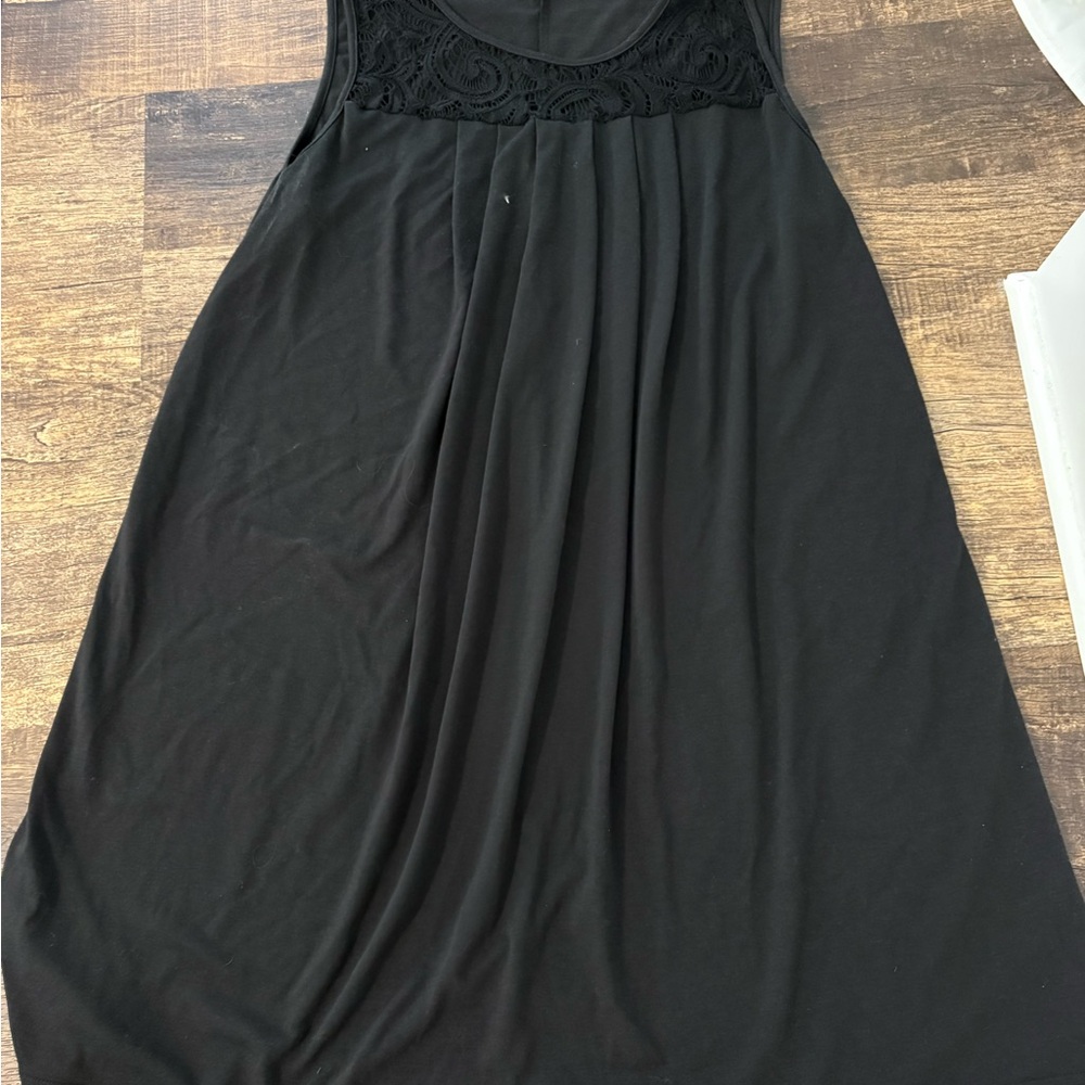 Chic Black Sleeveless Mini Dress